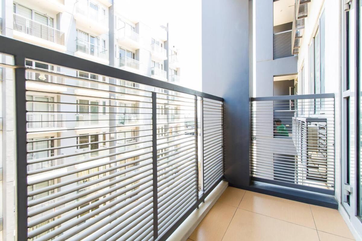 2 Bedroom Condo Apartment Near Naia 3 Pasay City Manila Ngoại thất bức ảnh