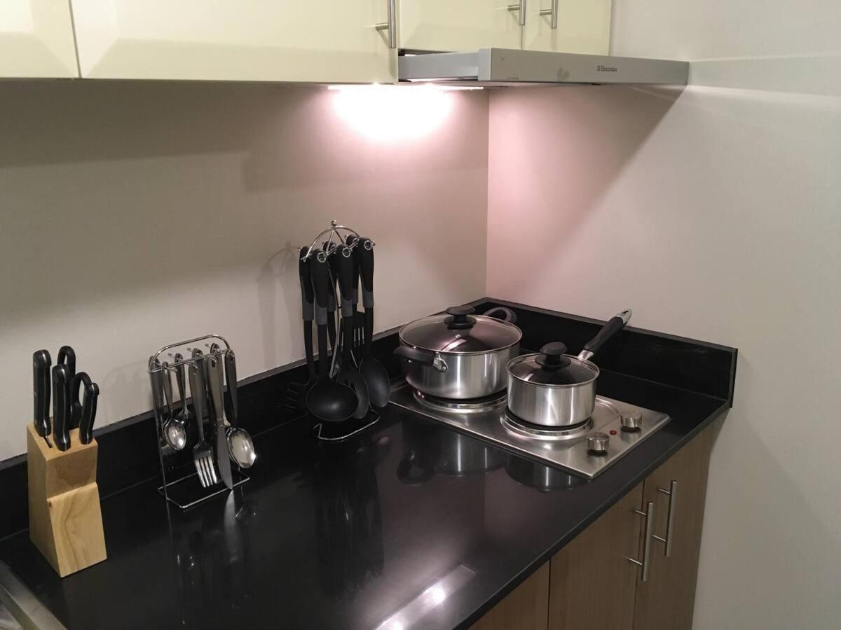 2 Bedroom Condo Apartment Near Naia 3 Pasay City Manila Ngoại thất bức ảnh